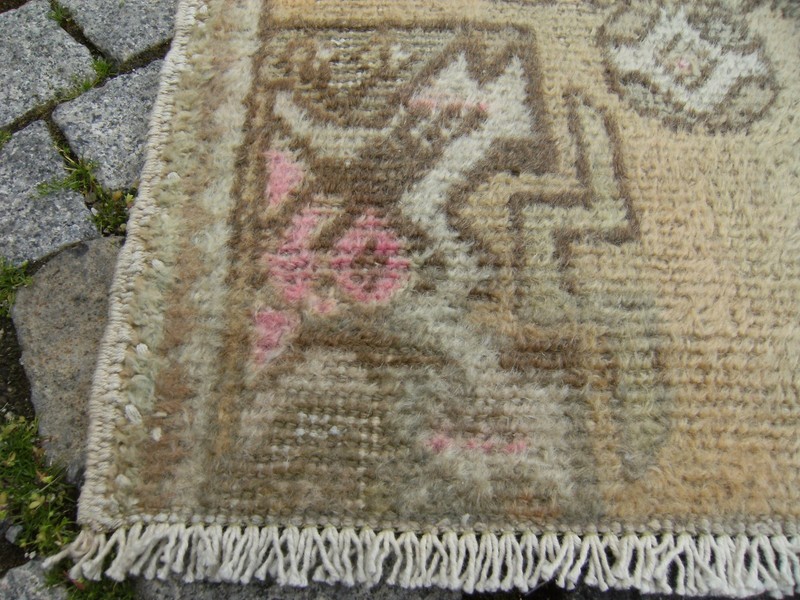 Vintage Small Rug 18'' X 32'' Muted_Color Anatolian Low Pile OUSHAK Yastik Rug gallery