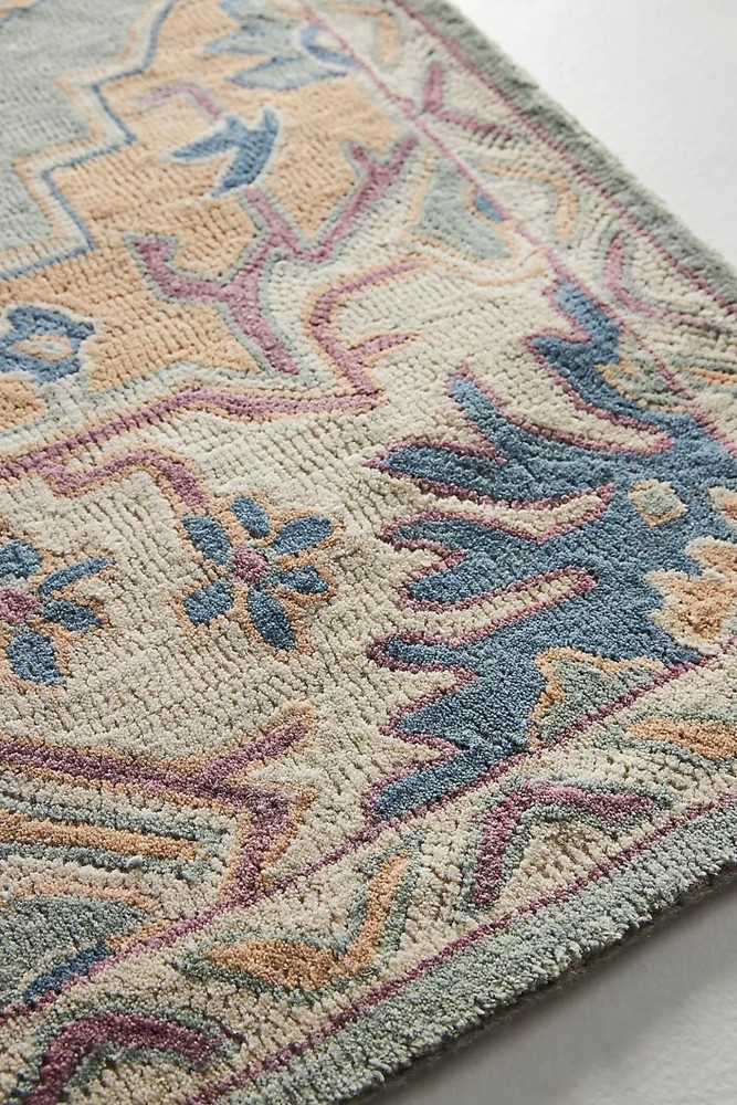 Hand-Tufted Wool Rug – Loop Weave Elegance in Soft Pastel Medallion Design