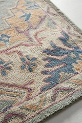 Hand-Tufted Wool Rug – Loop Weave Elegance in Soft Pastel Medallion Design