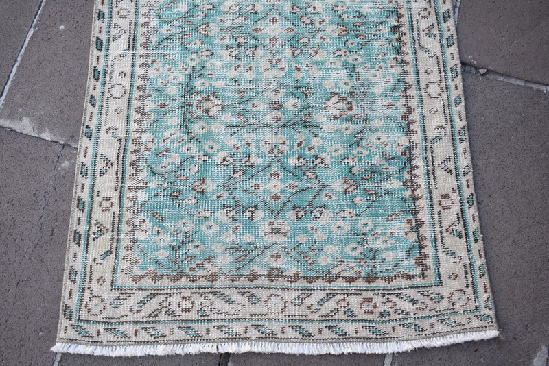 Vintage Turkish Rug 32'' x 77'' Muted Dye Oushak Rug Hand-knotted Wool Rug gallery