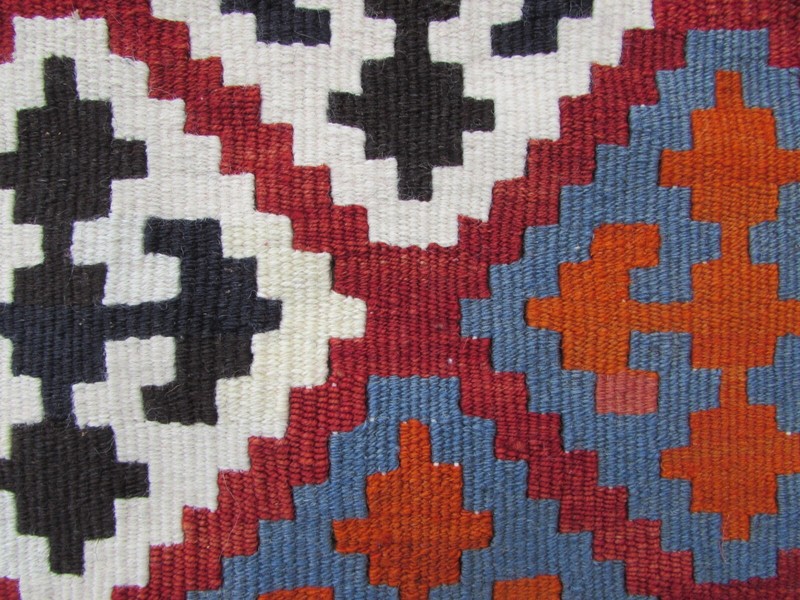 Vintage Traditional Hand Made Oriental Wool Red Blue Small Kilim 141x102cm gallery