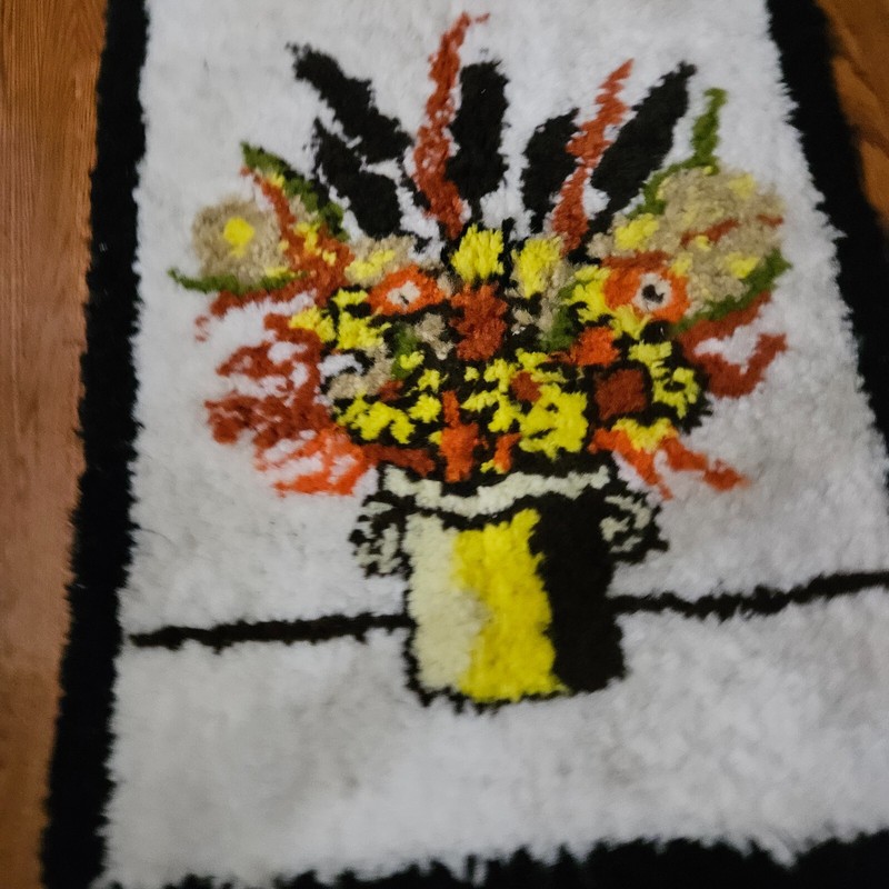 Vintage Mid-Century Modern Loop Flower Rug gallery