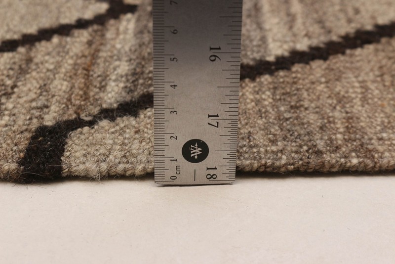 Vintage Hand Woven Area Rug 5'3" x 5'3" Traditional Wool Oriental Carpet gallery