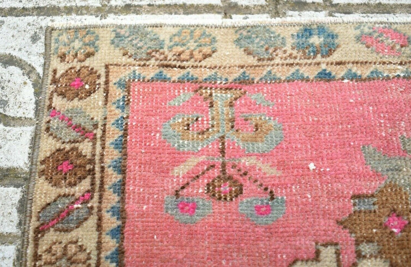 Turkish Rug 27'' x 25'' Vintage Small Rug Anatolian Oushak Wool Low Pile Rug gallery