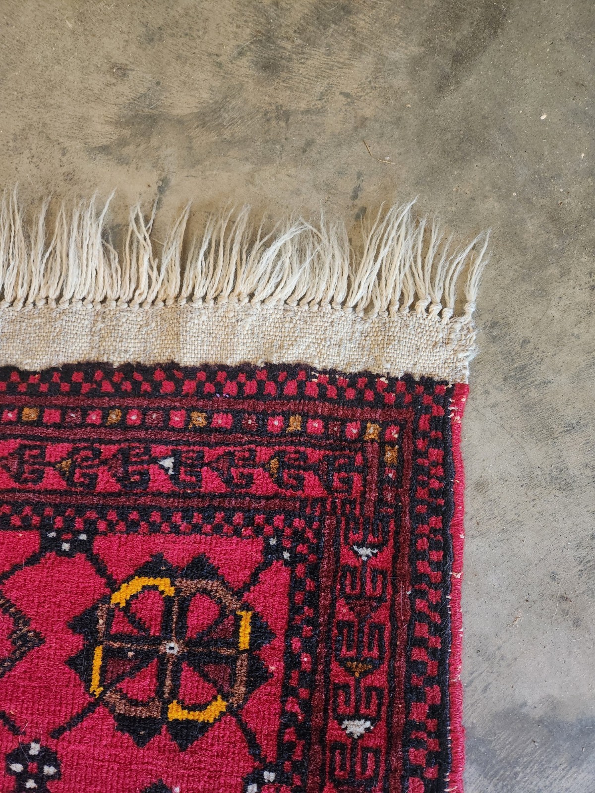 Vintage Red Medallion Hand Knotted Wool Rug gallery