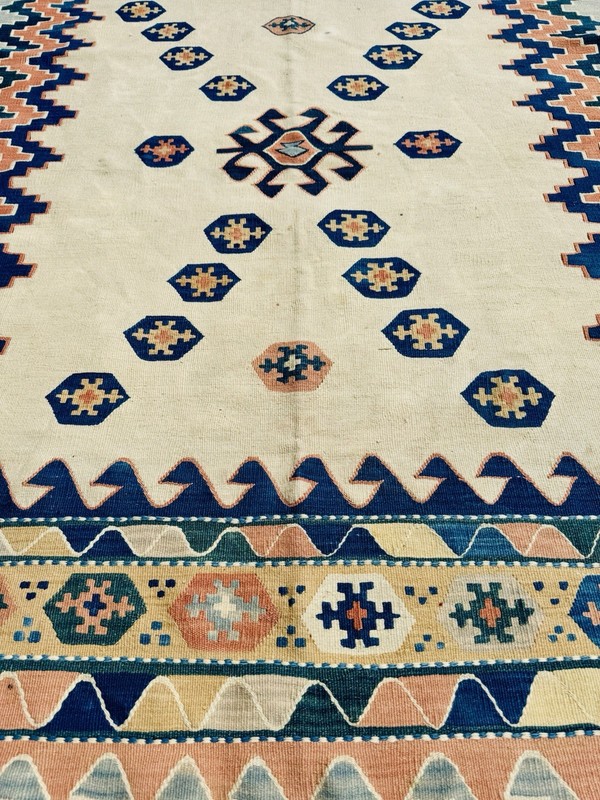 Vintage Handmade Wool Konya Kilim Rug with Natural Dyes - 167 cm x 114 cm gallery