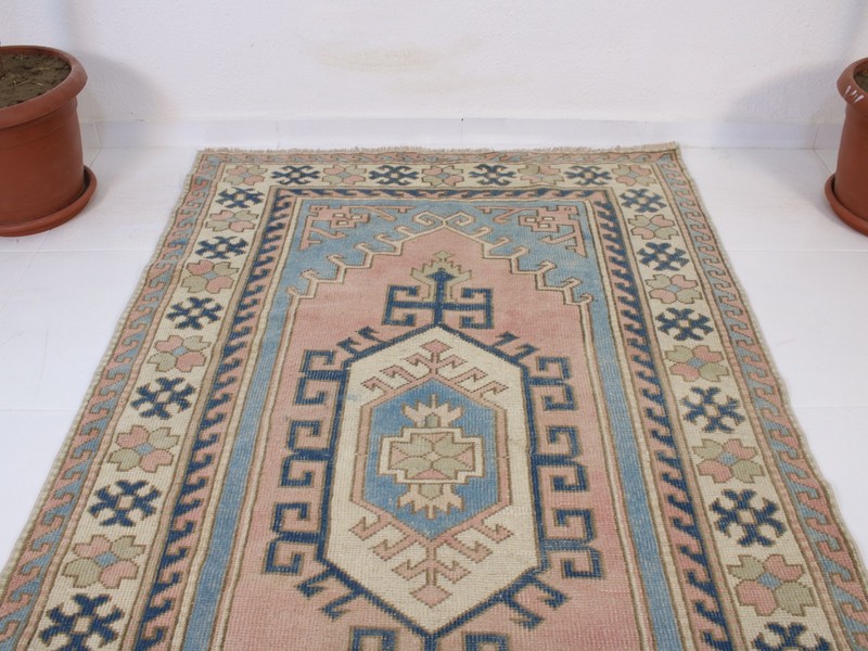 Vintage Hand Knotted Area Rug Pink Blue Tribal Geometric Medallion 4x6 ft gallery