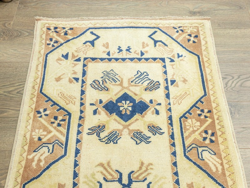 Hand-Knotted Turkish Oushak Runner 2.9x8.5 ft – Ivory Blue – Quiet Luxury Rug gallery