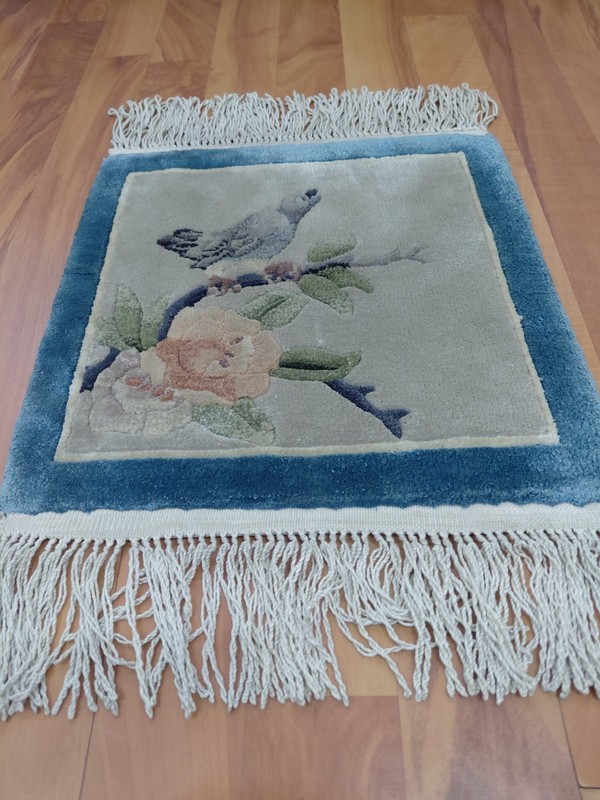 İnterior Design Bird Motif Rug Hand Knotted Bamboo Silk Rug Table RUG gallery