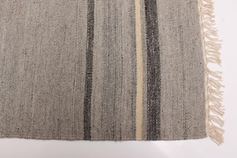 Vintage Hand Woven Area Rug 2'4" x 6'0" Traditional Wool Oriental Carpet gallery