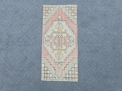 Small Vintage Turkish Oushak Rug 1.3×2.8 Hand Knotted Wool Pink Cream Black
