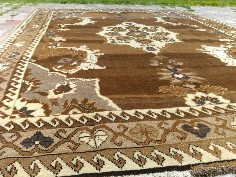 Vintage 1950-1960's Wool Pile Ushak Rug 6' x 9' gallery
