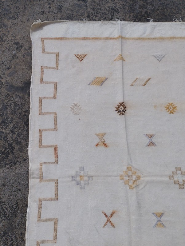 Vintage Handmade Moroccan Tribal Wool Kilim Rug 180x104 cm gallery