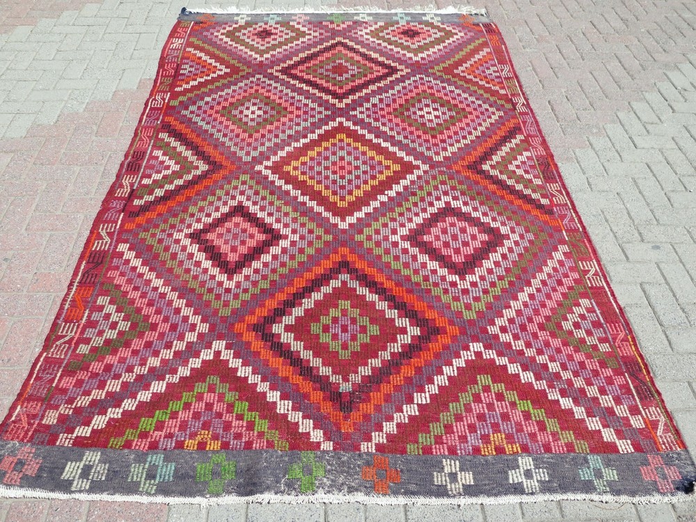 Large Pink Vintage Turkish Carpet, Handmade Geometric Wool Kelim Rug 72"x115"