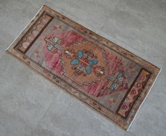 Vintage Distressed Small Area Rug Hand Knotted Oushak Rugs Yastik -1’6″x3’3″