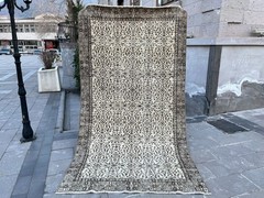 Vintage Neutral Turkish Oushak Rug 5×9.4 ft Cream Distressed Wool Area Rug