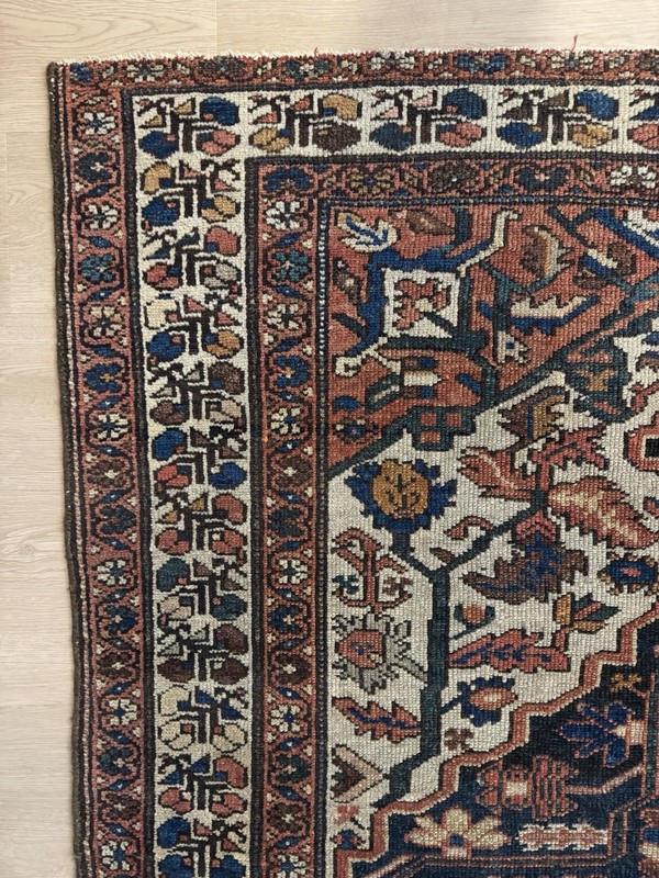 Antique 1920s Malayer Oriental Rug 4x6 | Ivory Field Navy Geometric Medallion gallery