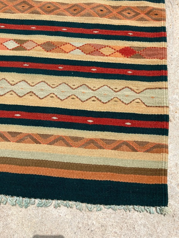 Vintage Traditional Handmade Beautiful Turkish Kilim Floor Rug Carpet 133x72 cm gallery
