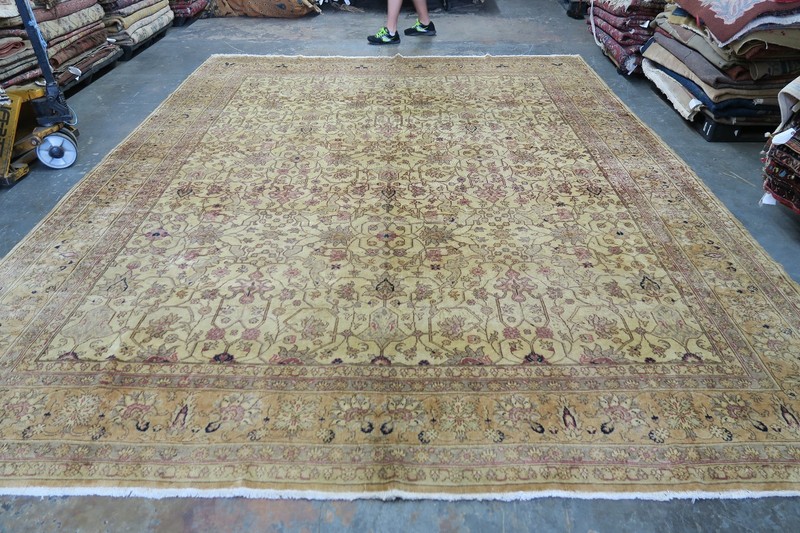 Vintage Turkish Sivas Kayseri Oushak Rug 10'9 x 13'8 Hand Knotted Wool Allover gallery