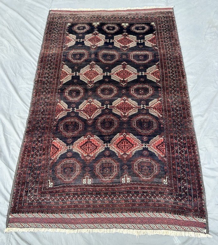 COLLECTORS' ITEM Semi Antique Beautiful Natural Vegetable Dye Sarouq Maldari Rug gallery