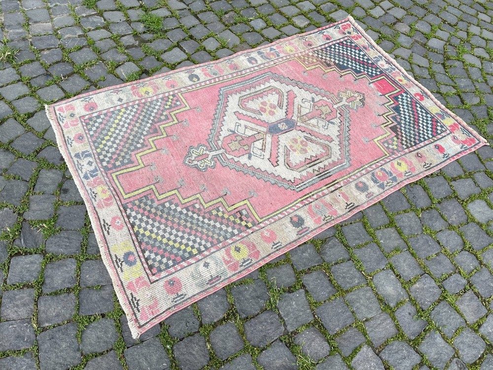 Home Decor Rug, Turkish Vintage Rug, Boho Decor Rug, 3,4 x 5,7 ft