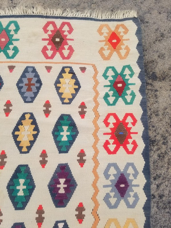 Vintage Traditional Handmade Turkish Wool Multicolor Kilim 5.11x3.1ft gallery