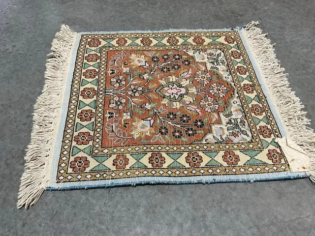 Mid-century Handwoven Persian Vase Flower Prayer Mat Small Rug 23" x 19" gallery