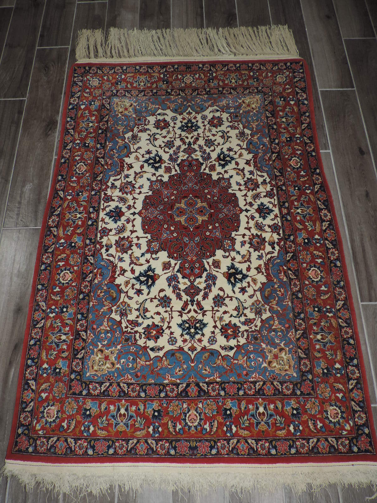 3x5ft. Handmade Wool/Silk Rug gallery