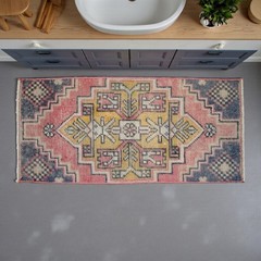Small Turkish Rug – 1’5″ x 2’11” Entry Decor – Kitchen Mat Bath Mat Bedside Rug