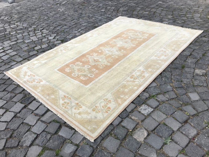 Turkish Antique rug Bohemian Area rug Oushak rug Vintage Rug Handmade Wool rug gallery