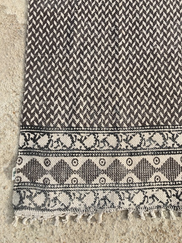 Vintage Handmade Pakistan Geometric Wool Kilim Rug 201x150 cm gallery