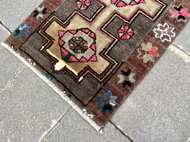 Vintage Turkish Rug Mat 1.4x1.9 ft Geometric Tribal Boho Pink Brown Rug gallery
