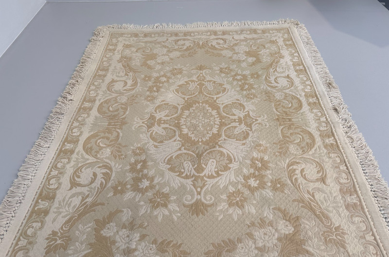 A Vintage Casa Pupo 1960s 1970s Fringed Reversible Wool Rug Good Condition. gallery