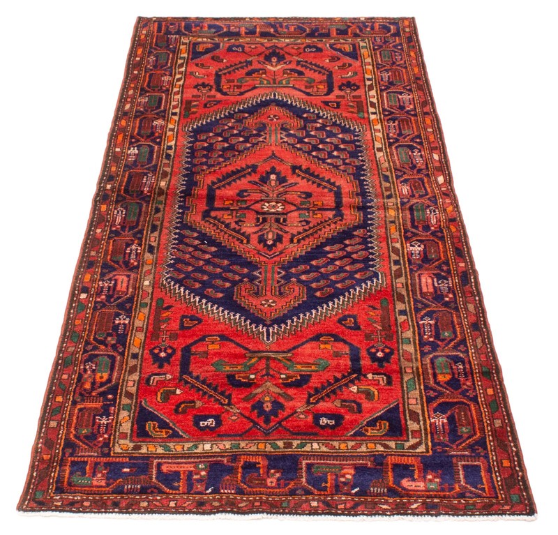 Vintage 4'3" x 9'5" Traditional Hand Knotted Vegetable Dye Wool Area Rug gallery