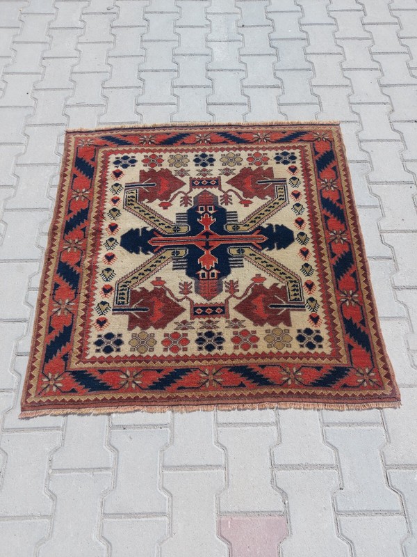 Antique Azerbaijan Rug Unique Quality 4x4 Carpet Multicolor Oriental Motif Rug k gallery