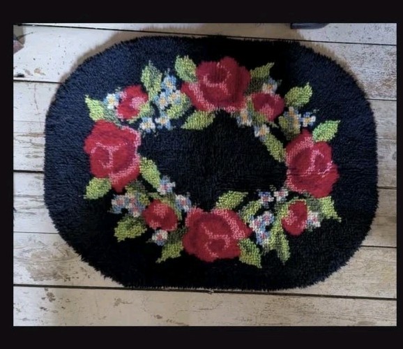 Vintage Oval Rug Hooking Mat Tapestry Hanging Roses Flowers gallery
