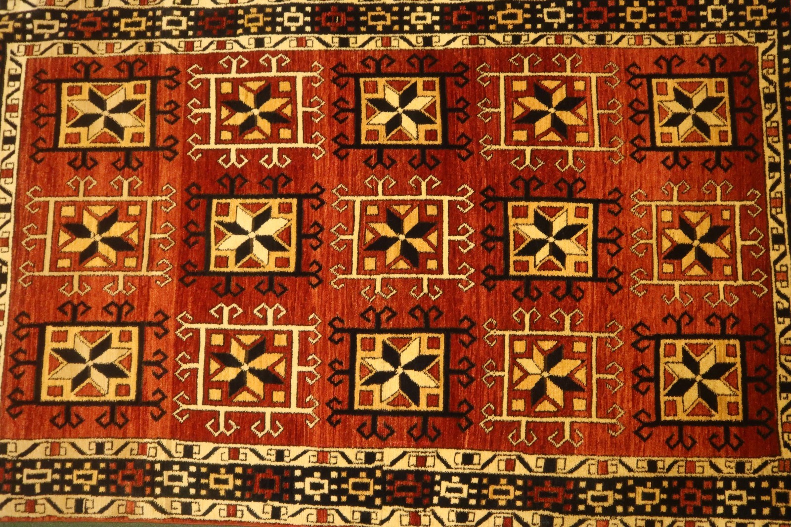 COLLECTORS' ITEM Stunning Vintage Natural Vegetable Dye Caucasian Shirvan Carpet gallery