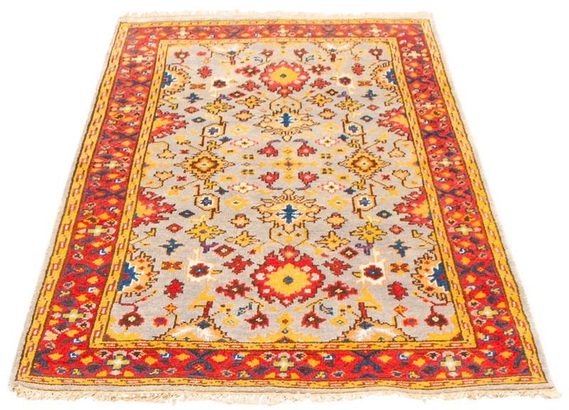 Vintage 3'10" x 6'0" Traditional Hand Knotted Vegetable Dye Wool Area Rug gallery
