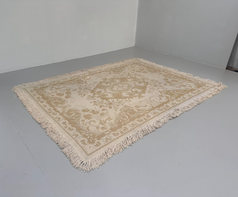 A Vintage Casa Pupo 1960s 1970s Fringed Reversible Wool Rug Good Condition. gallery
