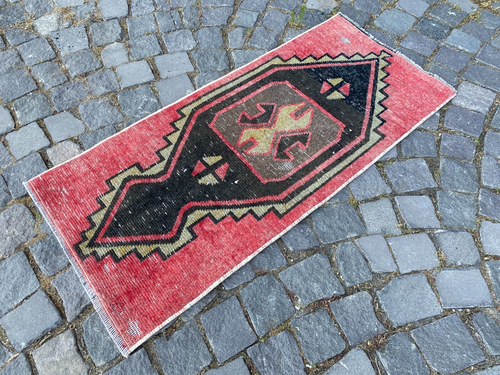 Doormats,Turkish handmade rug,Vintage wool rugs, Bohemian small rug 1,7 x 3,8 ft gallery