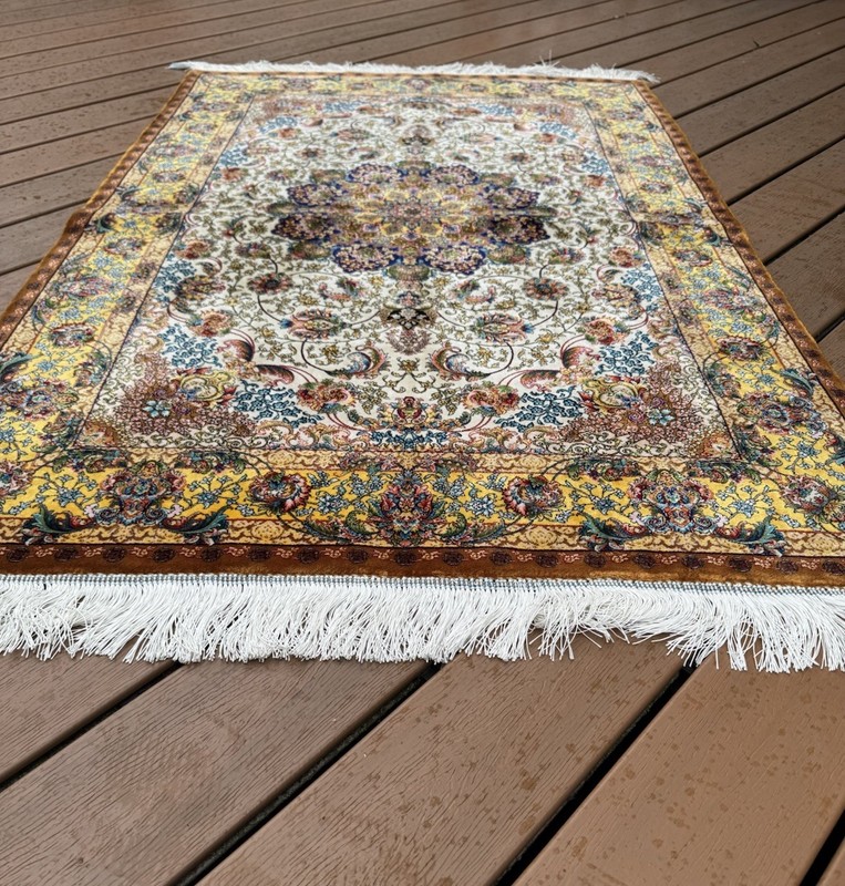 High Quality Silk Rug Wall Hanging Pictorial Persiann’ Silk Rug Carpet 3x5 Ft gallery