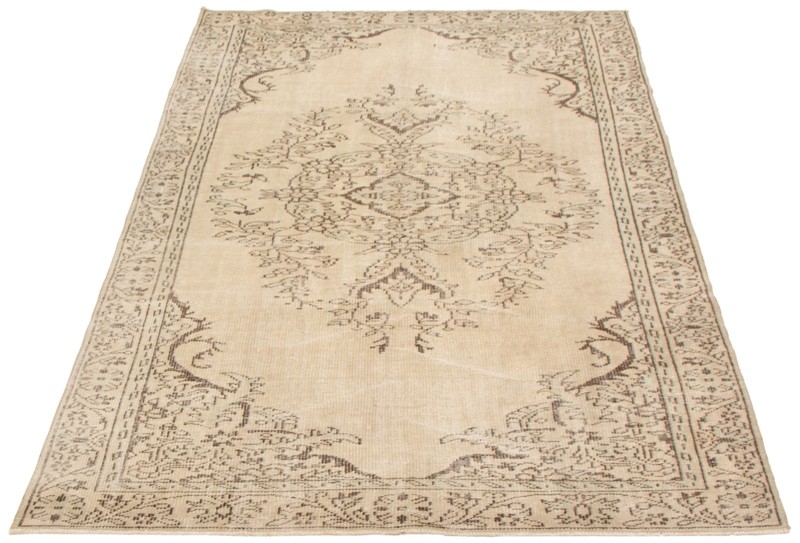 Vintage Traditional Hand-Knotted Area Rug 5'8" x 9'4" Oriental Wool Carpet gallery