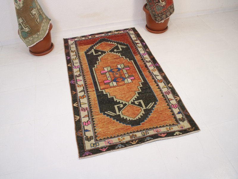 3x6 Turkish Handmade Accent Rug Beige Black Floral 3.1x5.5 ft gallery