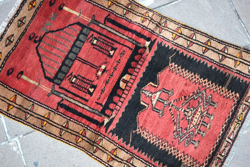 Vintage Turkish Rug 27'' x 43'' Anatolian Prayer Rug Hand-knotted Rug Wool Rug gallery
