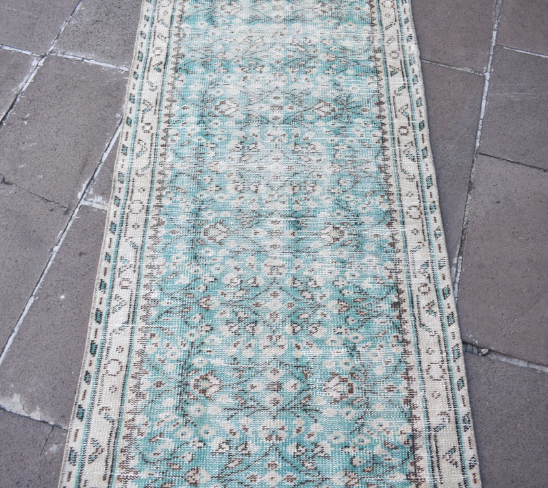 Vintage Turkish Rug 32'' x 77'' Muted Dye Oushak Rug Hand-knotted Wool Rug gallery