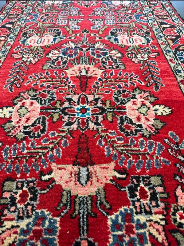 Vintage Floral Lilihan Runner Rug Fabulous Colors Mint Condition 2’8x6’8” gallery
