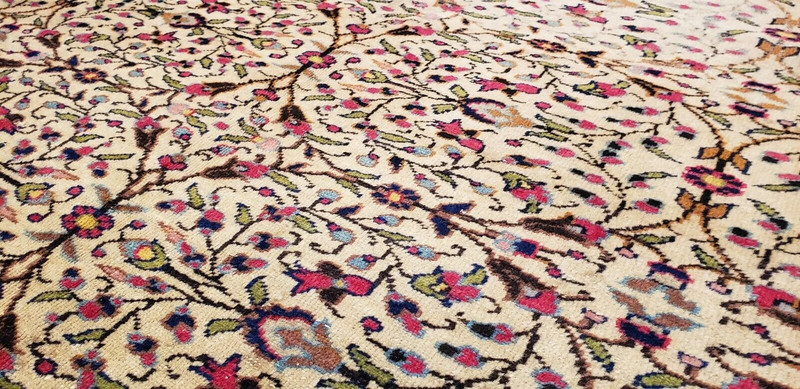 Fine Antique 1930-1940s Wool Pile Natural Dye Kayseri Bunyan Area Rug 4'10"×7'3" gallery