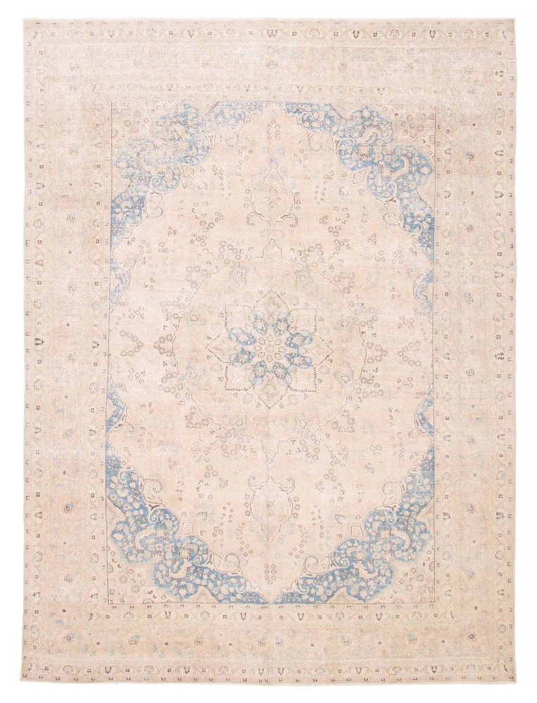 Vintage 9'4" x 12'6" Traditional Hand Knotted Vegetable Dye Wool Area Rug