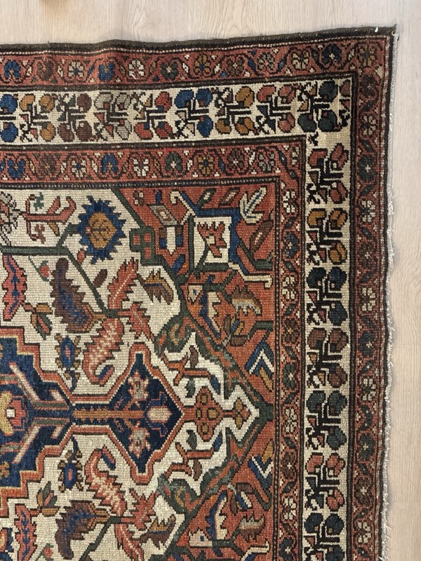 Antique 1920s Malayer Oriental Rug 4x6 | Ivory Field Navy Geometric Medallion gallery