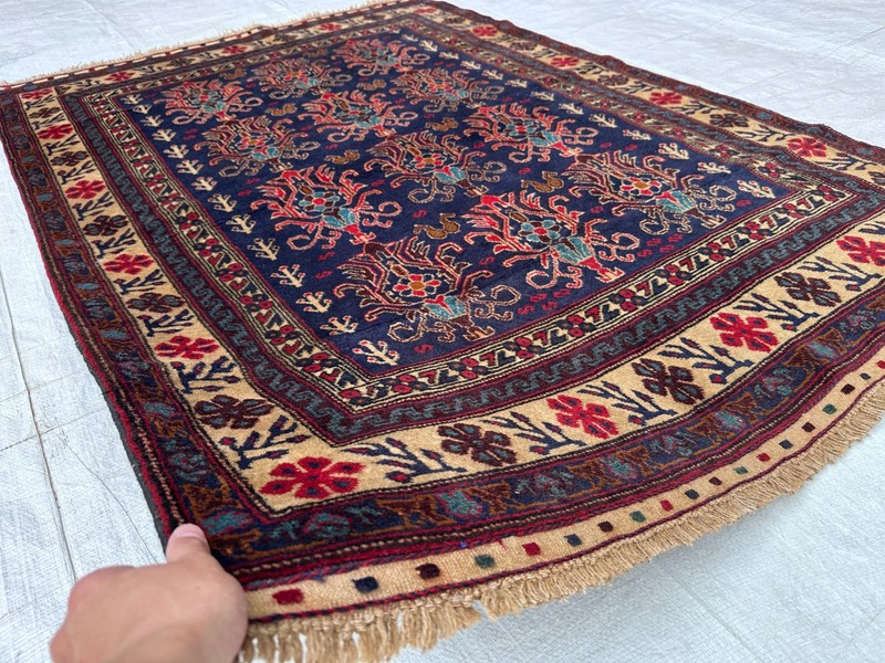 137 X 182 cm Vintage Taimani Natural Vegetable Dye Tribal Nomad Maldari Carpet gallery